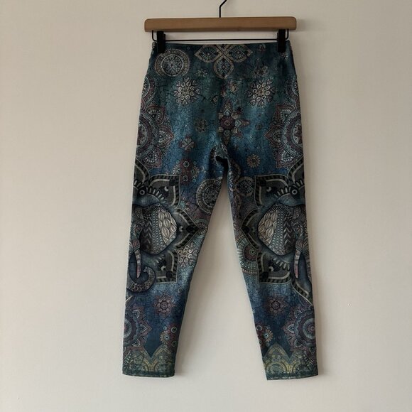 Evolution and Creation Yoga Leggings Size M Boho Hippie Floral Elephant Nature - Picture 7 of 16